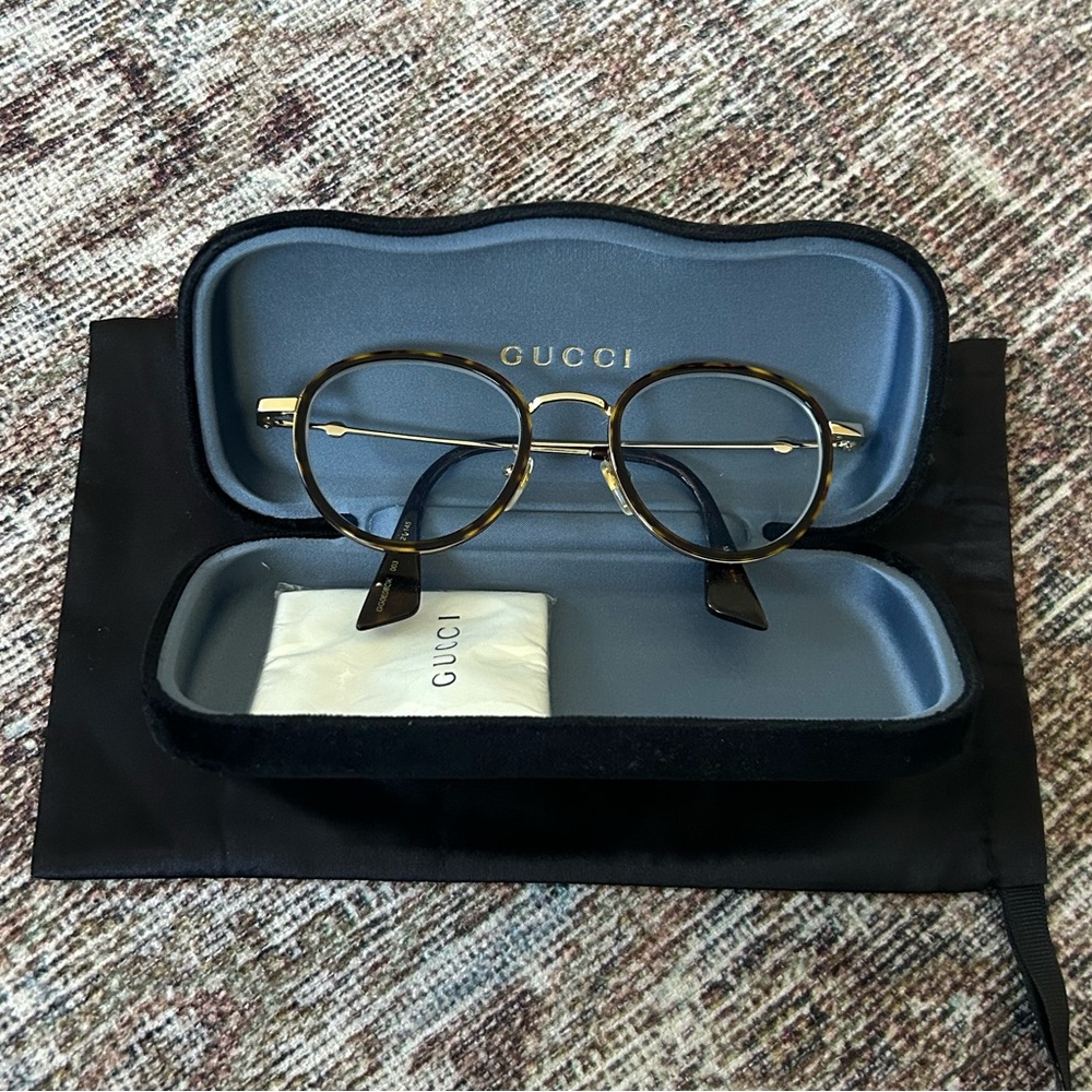 Gucci Women's Glasses - Gold and Brown